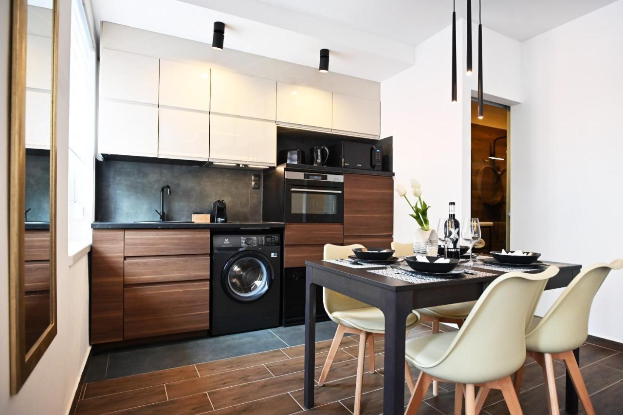Zora Apartman เอ็กเกอร์ ภายนอก รูปภาพ