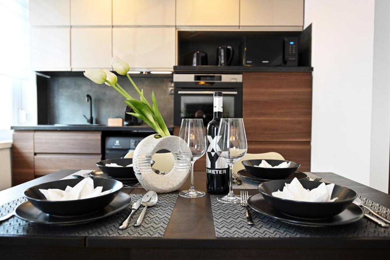 Zora Apartman เอ็กเกอร์ ภายนอก รูปภาพ
