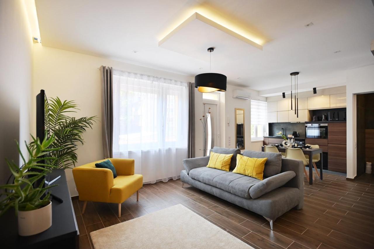 Zora Apartman เอ็กเกอร์ ภายนอก รูปภาพ